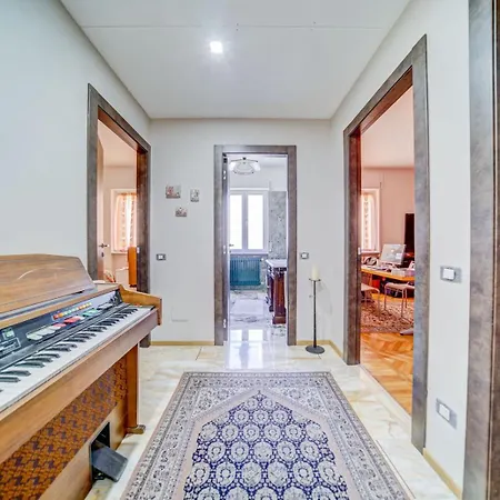 בית אירוח A Casa Di Fanalb - Franca Lisanza